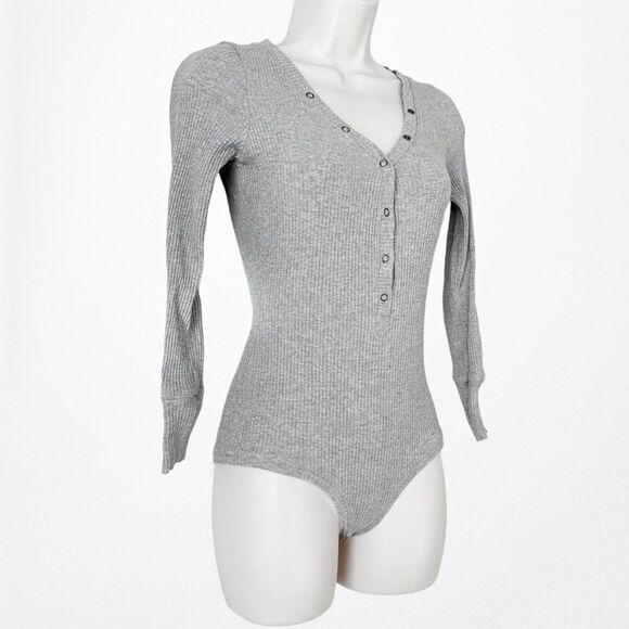 Vintage Y2K Gray Ribbed Knit Henley V-Neck Long Sleeve Bodysuit Top Size XS/S - Picture 5 of 6
